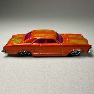 Hot Wheels '64 Buick Riviera Die-Cast 1:64